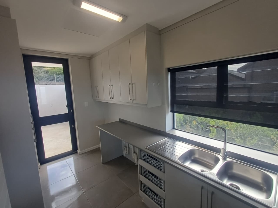 To Let 3 Bedroom Property for Rent in Dana Bay Western Cape